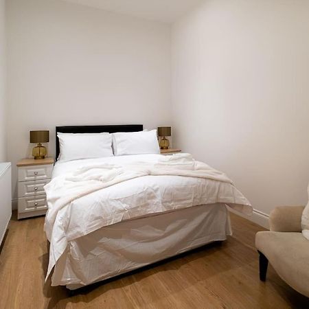 2 Bed 2 Bath Spacious Apartment In Central 阿伯丁 外观 照片