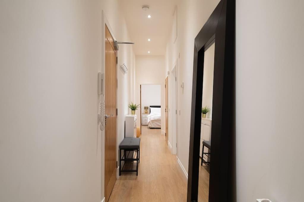 2 Bed 2 Bath Spacious Apartment In Central 阿伯丁 外观 照片