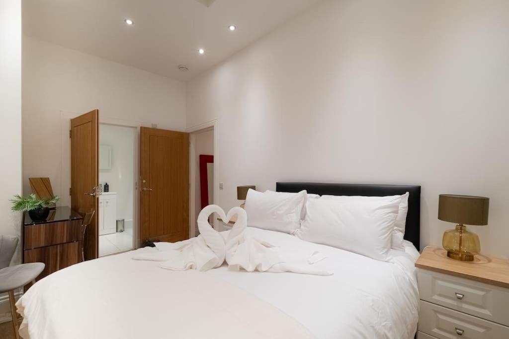 2 Bed 2 Bath Spacious Apartment In Central 阿伯丁 外观 照片